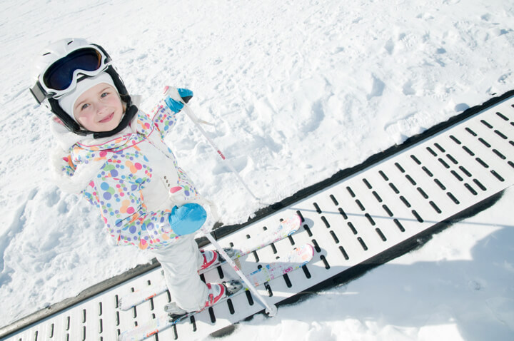 子どもと雪との戯れ　スキー・スノボーだけにとらわれない！のイメージ