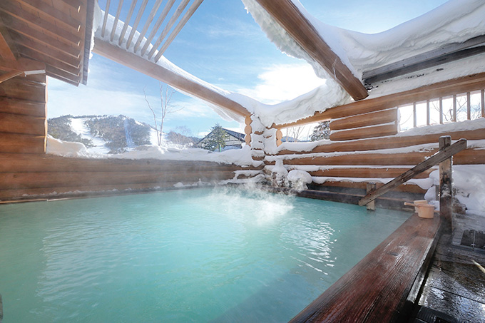 東京から近いのも魅力！スキー場近くにある群馬県の有名温泉
