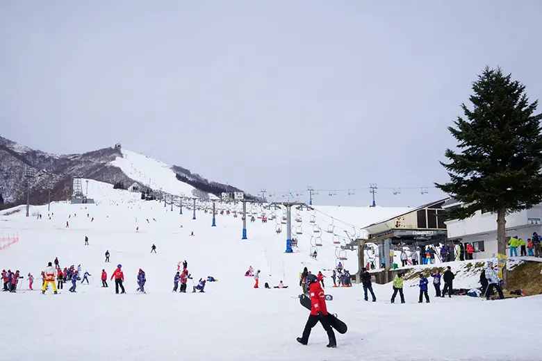 2020年1月、雪が少ない冬の岩原スキー場