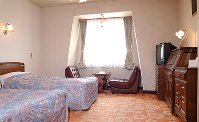 白馬ロイヤルホテル スキーツアー スノボツアーの日帰り 宿泊ならトラベルイン22 23