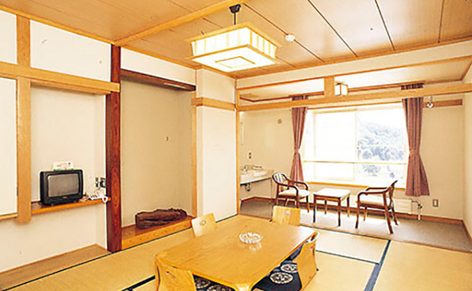 菅平パークホテル スキーツアースノボーツアーの日帰り 宿泊ならトラベルインへ