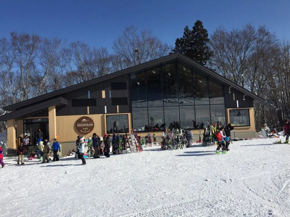 日帰りでも大満足！上越新幹線で行く「かぐらスキー場」