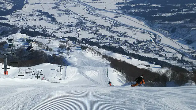 70年の歴史で多くの方から愛される「石打丸山スキー場」！