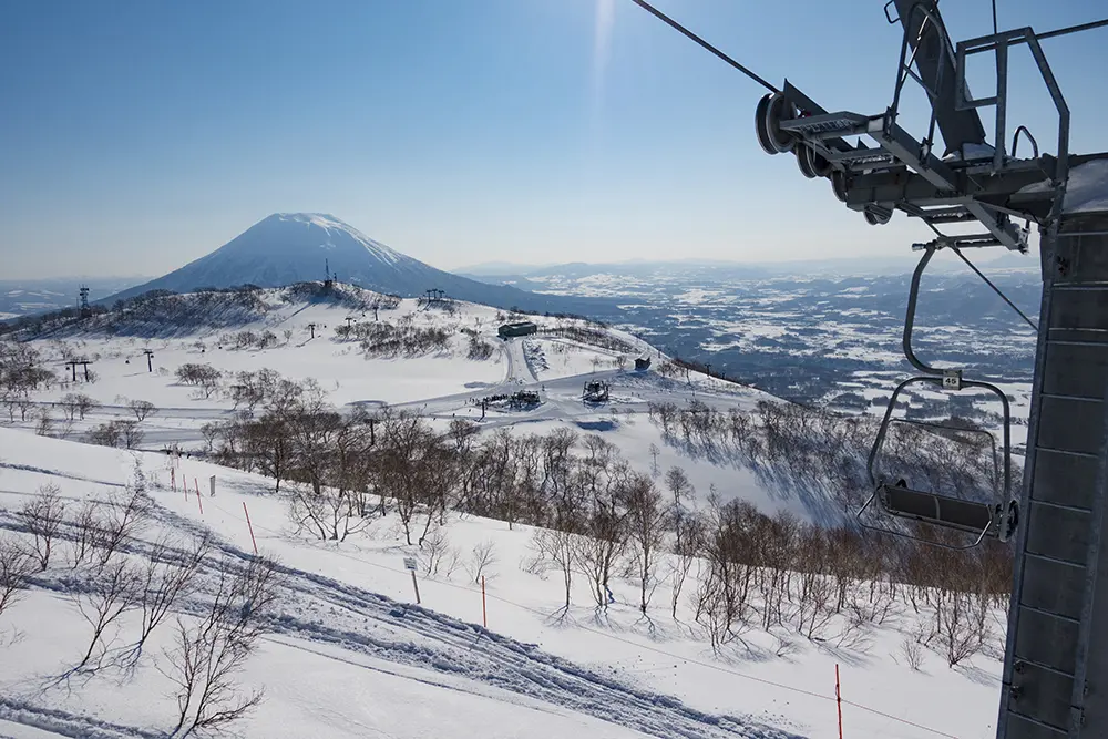 パウダースノーの聖地・ニセコ！周辺の観光スポットも合わせて紹介