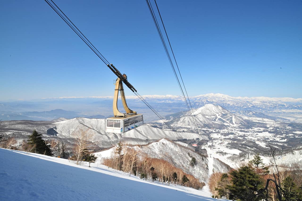 2022-2023年全国のスキー場シーズン券23選！シーズン券を使ってお得に滑ろう！