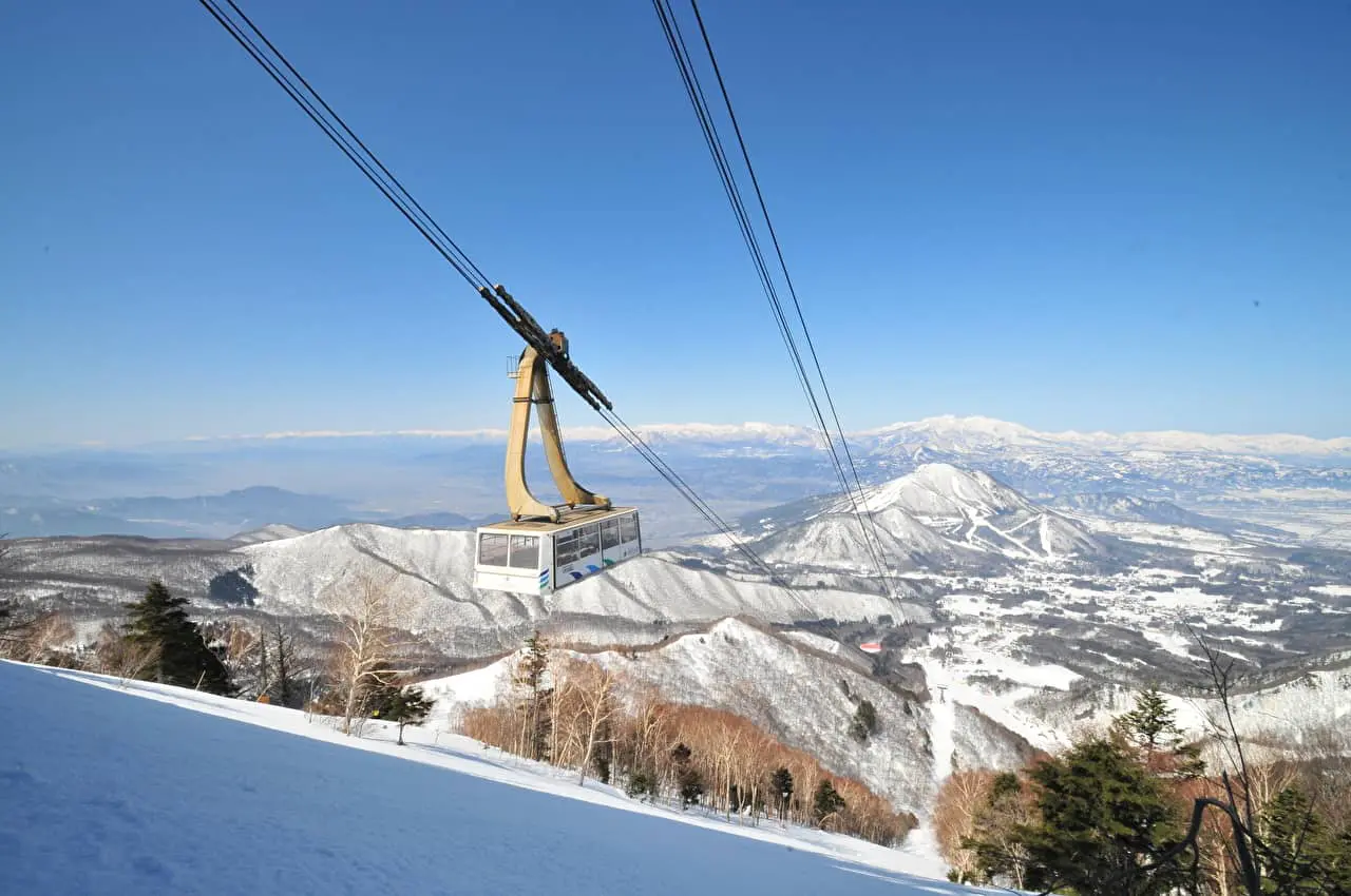 2022-2023年全国のスキー場シーズン券23選！シーズン券を使ってお得に滑ろう！